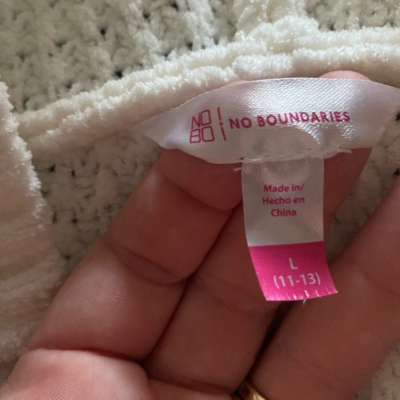 No Boundaries White Textured Knit Cardigan - Picture 2 of 4